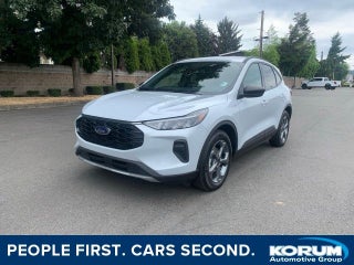 2025 Ford Escape Hybrid ST-Line