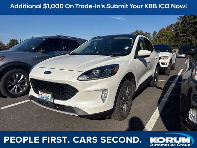 2020 Ford Escape SEL