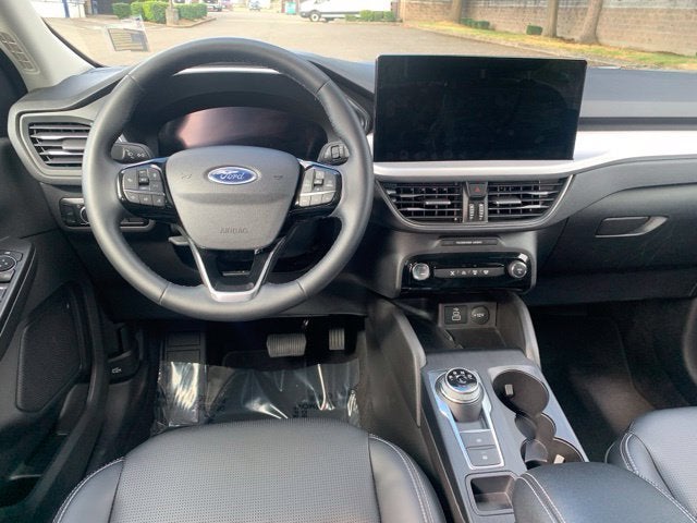2025 Ford Escape Platinum