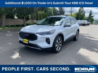 2025 Ford Escape Platinum