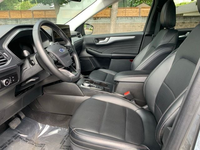 2025 Ford Escape Platinum