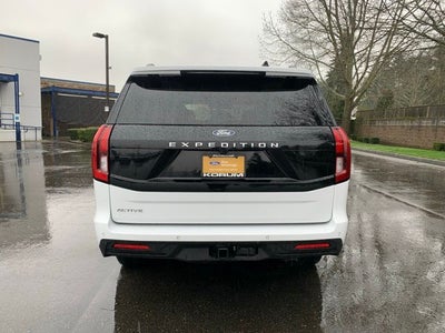 2025 Ford Expedition Active