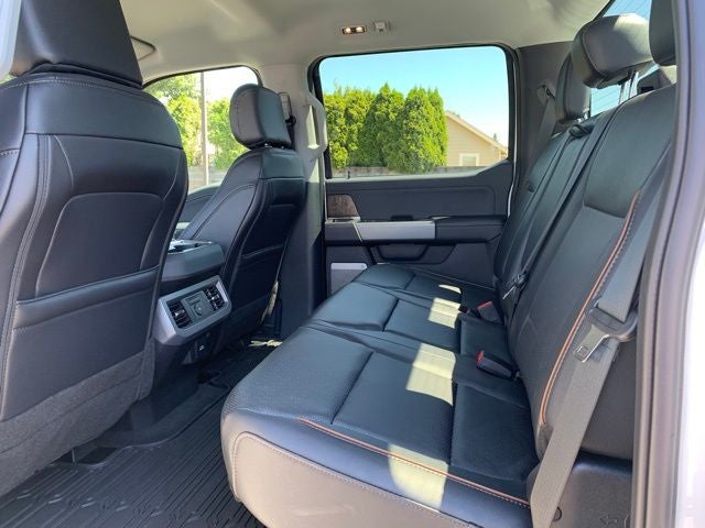 2025 Ford F-350SD Lariat DRW