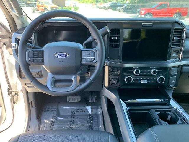 2025 Ford F-350SD Lariat DRW