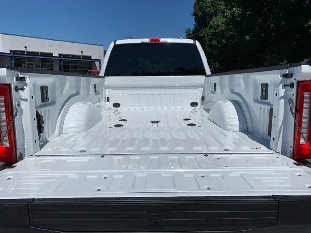 2025 Ford F-350SD Lariat DRW