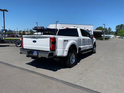 2025 Ford F-350SD Lariat DRW