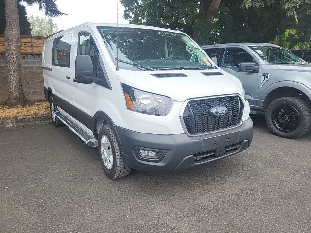 2025 Ford Transit-250 T-250 130" Low Rf 9070 GVWR RWD
