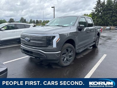 2022 Ford F-150 Lightning Lariat