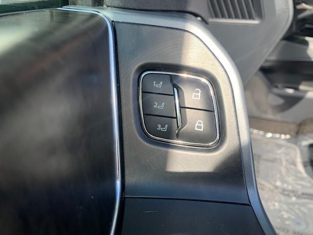 2022 Ford F-150 Lightning Lariat