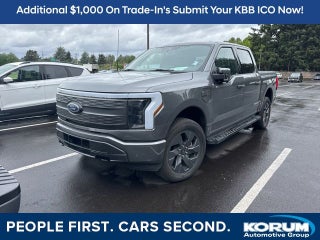 2022 Ford F-150 Lightning Lariat