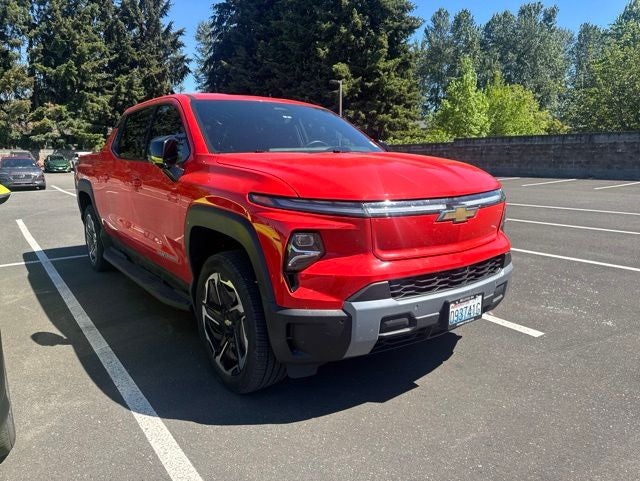 2025 Chevrolet Silverado EV LT