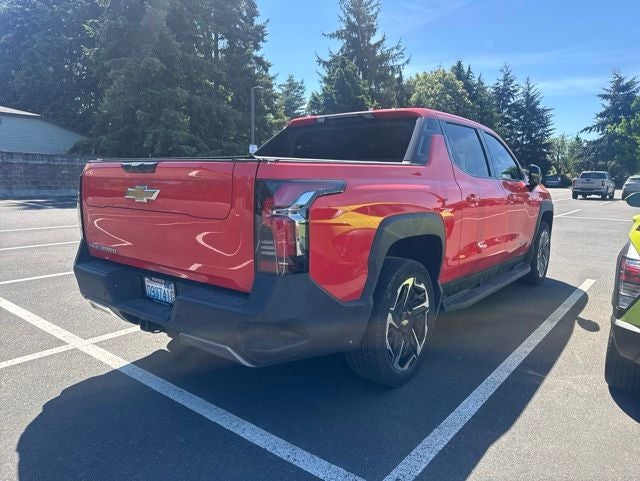 2025 Chevrolet Silverado EV LT