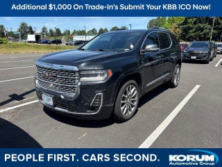 2023 GMC Acadia Denali