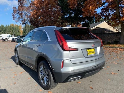 2024 Cadillac XT4 Premium Luxury
