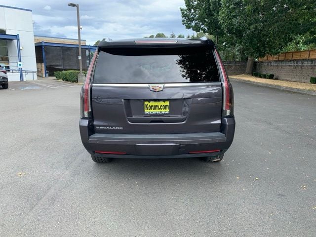 2018 Cadillac Escalade Platinum Edition