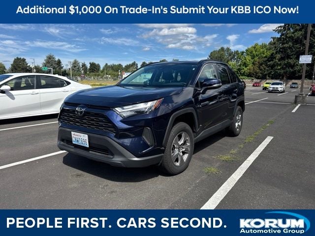 2024 Toyota RAV4 XLE
