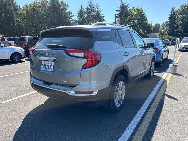 2024 GMC Terrain SLT