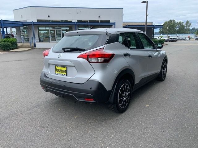 2020 Nissan Kicks S