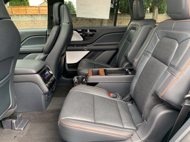 2027 Lincoln Aviator Black Label Premium