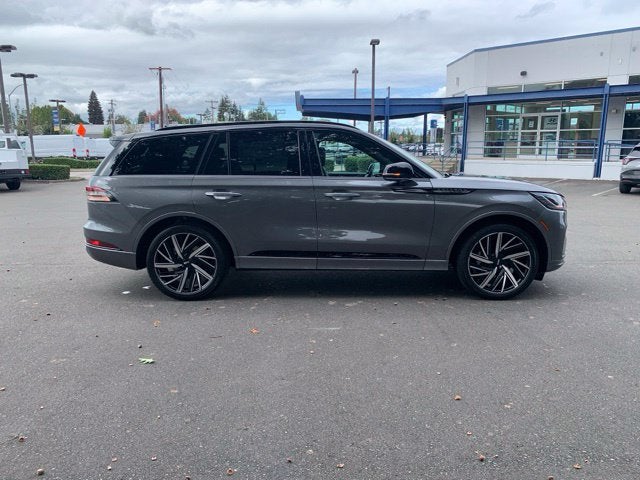 2027 Lincoln Aviator Black Label Premium