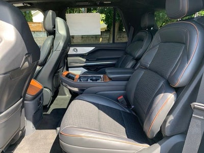 2027 Lincoln Navigator Black Label