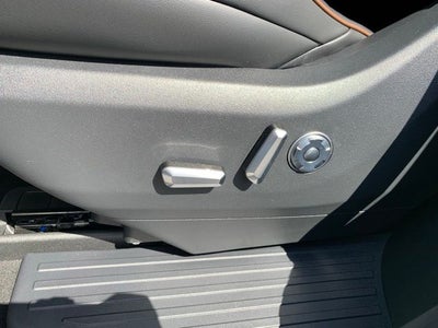 2027 Lincoln Navigator Black Label