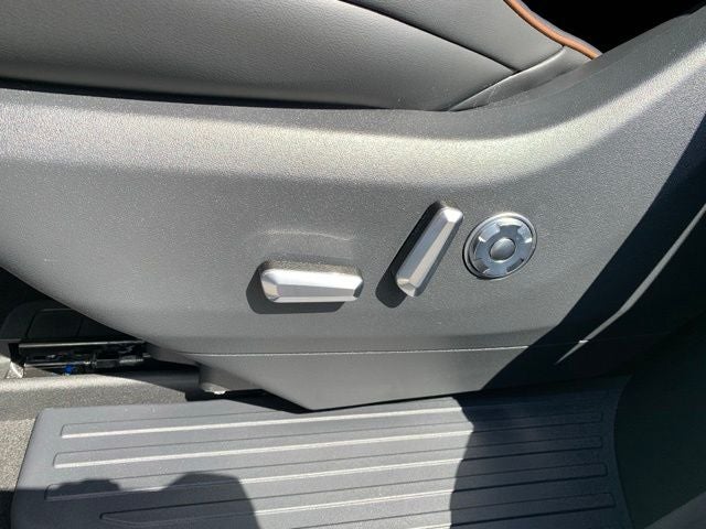 2027 Lincoln Navigator Black Label