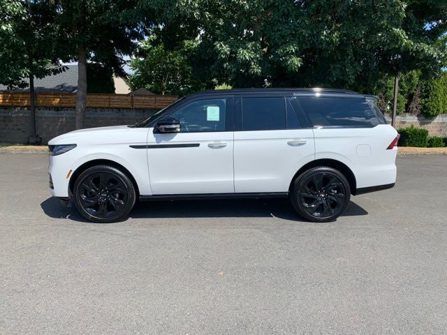 2027 Lincoln Navigator Black Label