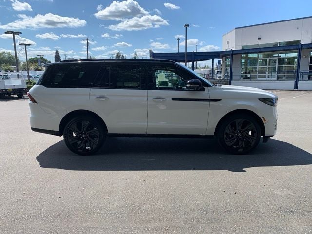 2027 Lincoln Navigator Black Label