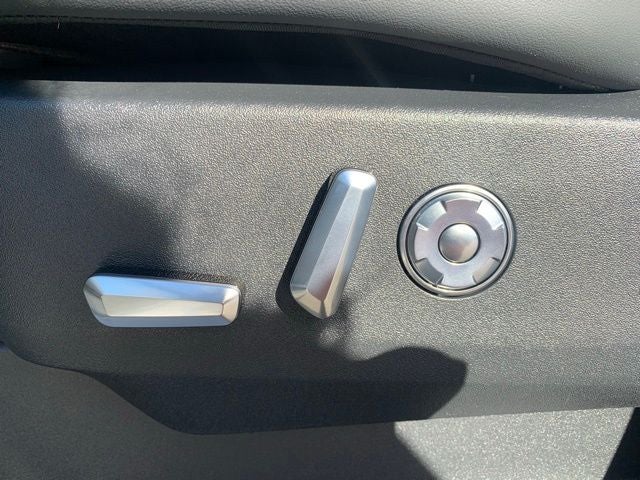 2026 Lincoln Navigator Premiere