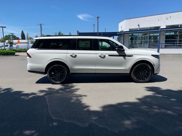 2026 Lincoln Navigator L Reserve