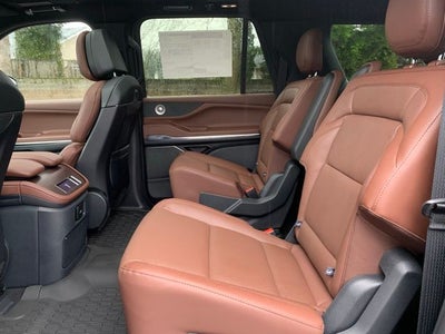 2026 Lincoln Navigator L Reserve