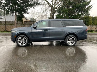 2026 Lincoln Navigator L Reserve