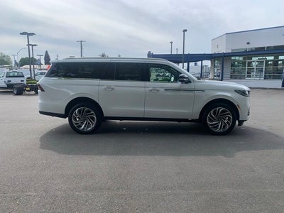 2026 Lincoln Navigator L Reserve