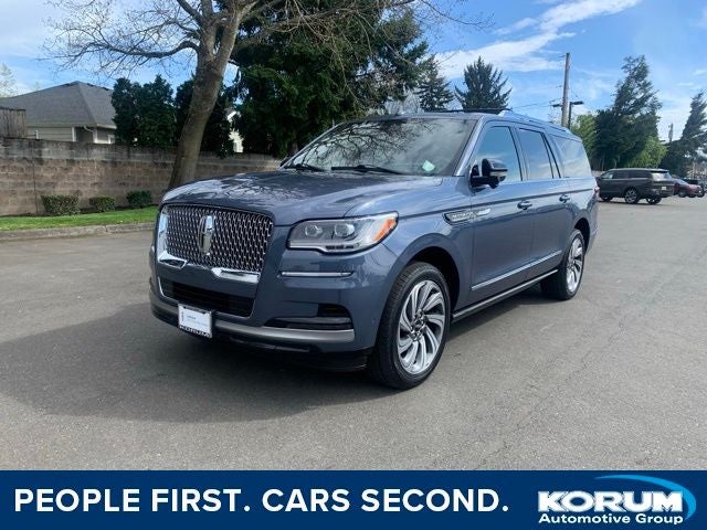 2023 Lincoln Navigator L Reserve