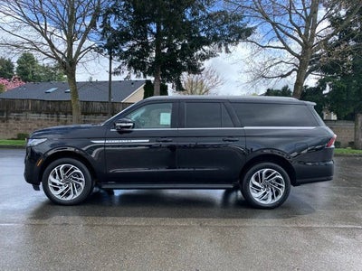 2026 Lincoln Navigator L Premiere