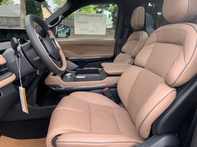 2025 Lincoln Navigator L Black Label