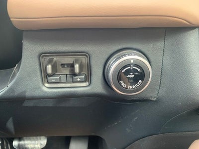 2025 Lincoln Navigator L Black Label