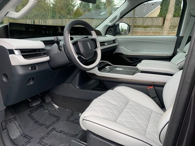 2026 Lincoln Navigator L Black Label