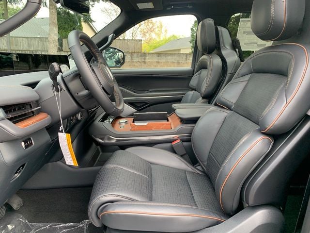 2026 Lincoln Navigator L Black Label