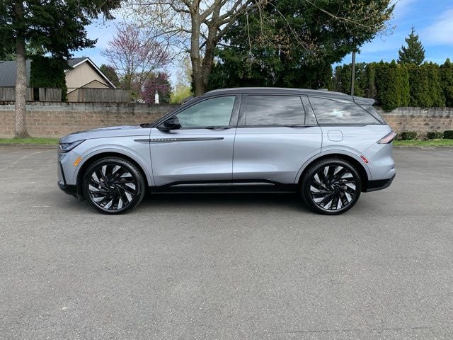 2024 Lincoln Nautilus Reserve
