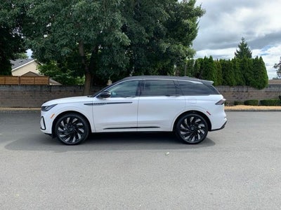 2026 Lincoln Nautilus Hybrid Black Label