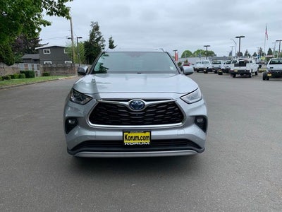 2021 Toyota Highlander Hybrid Platinum