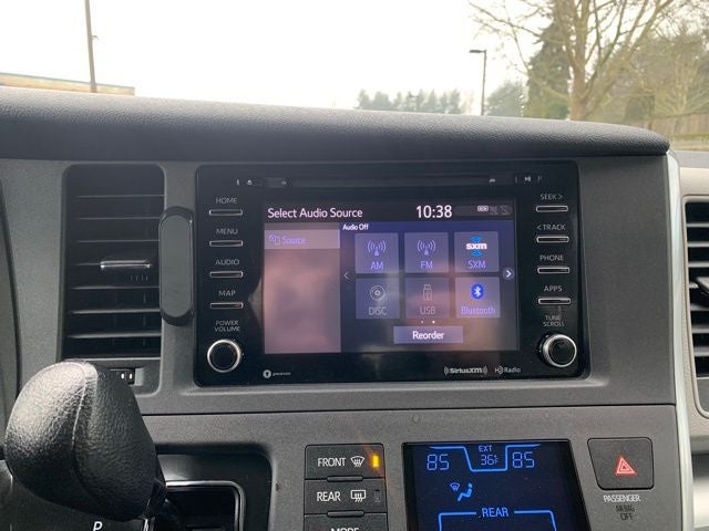 2019 Toyota Sienna LE 7 Passenger