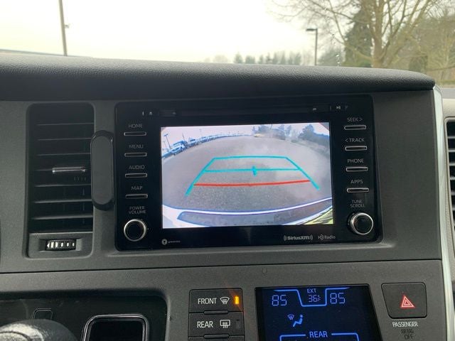 2019 Toyota Sienna LE 7 Passenger