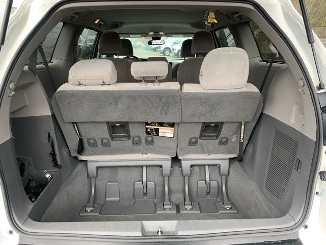2019 Toyota Sienna LE 7 Passenger