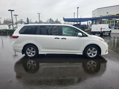 2020 Toyota Sienna L 7 Passenger