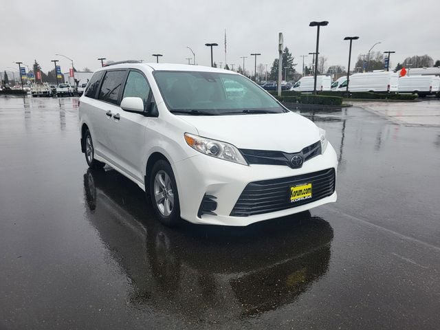 2020 Toyota Sienna L 7 Passenger