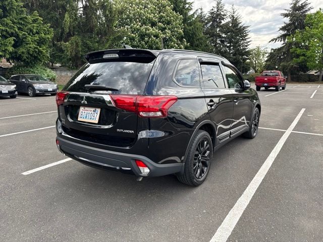 2018 Mitsubishi Outlander LE