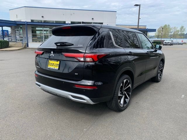 2024 Mitsubishi Outlander SE